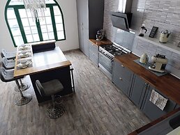 Zakshouse