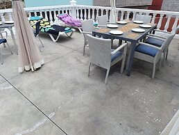 Zakshouse