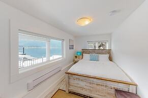 Brooks Lake House