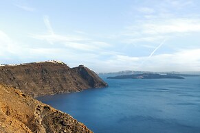 Neraé Santorini