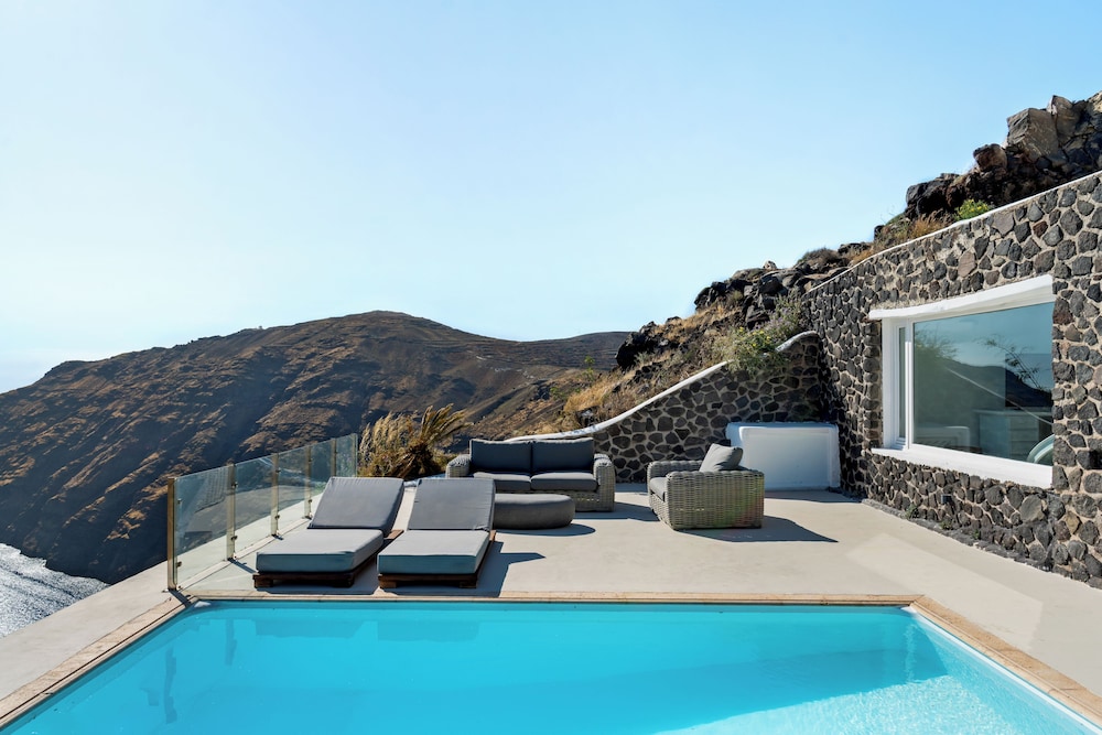 Neraé Santorini