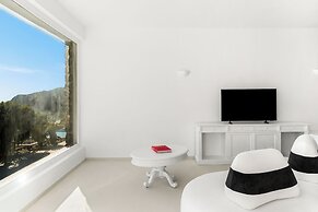 Neraé Santorini