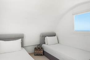 Neraé Santorini