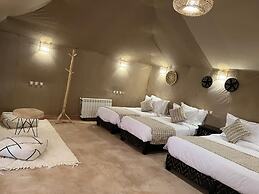 Sunbright luxury camp