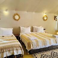 Sunbright luxury camp