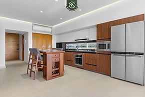 Indigo Luxury Two-bedroom Escape