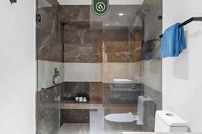 Indigo Luxury Two-bedroom Escape