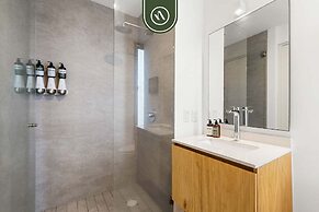 Oceanview 1 BR Condo With Private Beach - Pools
