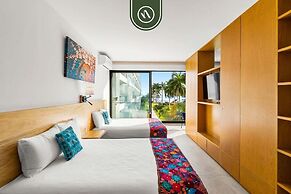 Oceanview 1 BR Condo With Private Beach - Pools
