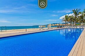 Oceanview 1 BR Condo With Private Beach - Pools