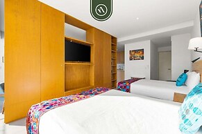 Oceanview 1 BR Condo With Private Beach - Pools