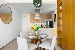 Oceanview 1 BR Condo With Private Beach - Pools