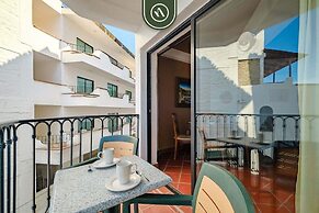 Amazing 1 BR Condo - Partial Oceanview - Pool