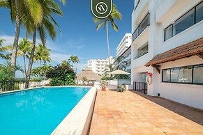 Amazing 1 BR Condo - Partial Oceanview - Pool