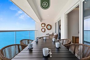 Oceanfront 3 BR Condo With Private Beach - Pools