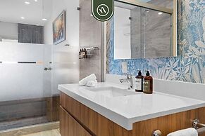 Oceanfront 3 BR Condo With Private Beach - Pools