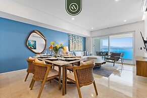 Oceanfront 3 BR Condo With Private Beach - Pools