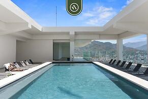 Oceanfront 3 BR Condo With Private Beach - Pools