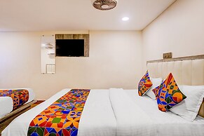 Fabhotel New Pride Suite