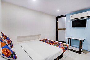 Fabhotel Blue Light