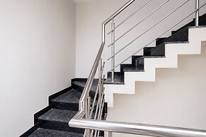 Fabhotel Aarvi Inn