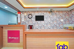 Fabhotel Blueberry
