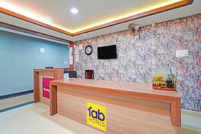 Fabhotel Blueberry