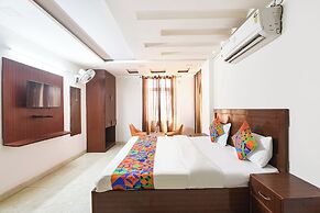 Fabhotel The Royal Residency