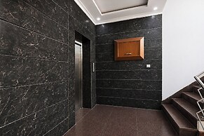 Fabhotel The Royal Residency