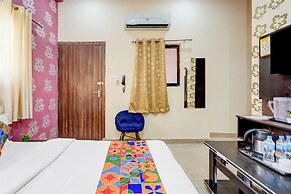 Fabhotel Chandra Dreams