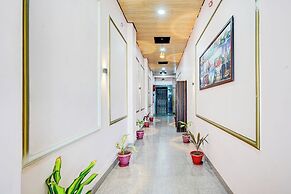Fabhotel Chandra Dreams