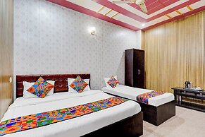 Fabhotel Chandra Dreams