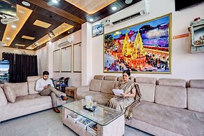 Fabhotel Chandra Dreams