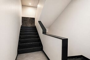Fabhotel Prasad International
