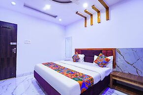Fabhotel Prakash & Sons