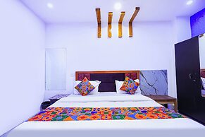 Fabhotel Prakash & Sons