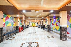 Fabhotel Prakash & Sons