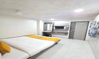 Fabhotel Rs Regency