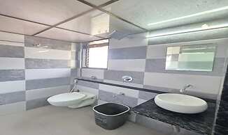 Fabhotel Rs Regency