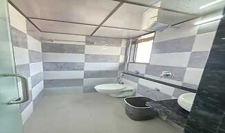 Fabhotel Rs Regency
