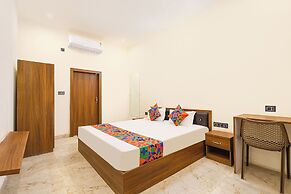 Fabhotel The Dayals & Lawns
