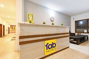 Fabhotel The Dayals & Lawns