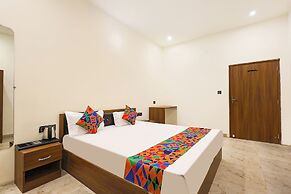 Fabhotel The Dayals & Lawns