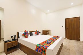 Fabhotel The Dayals & Lawns