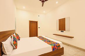 Fabhotel The Dayals & Lawns