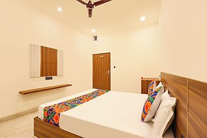Fabhotel The Dayals & Lawns