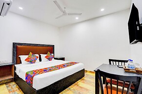 Fabhotel Casa Royal
