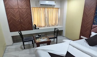 Fabhotel Sunday Residency