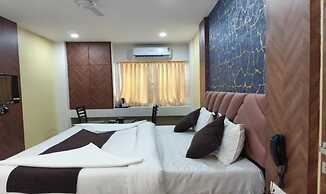 Fabhotel Sunday Residency
