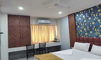 Fabhotel Sunday Residency